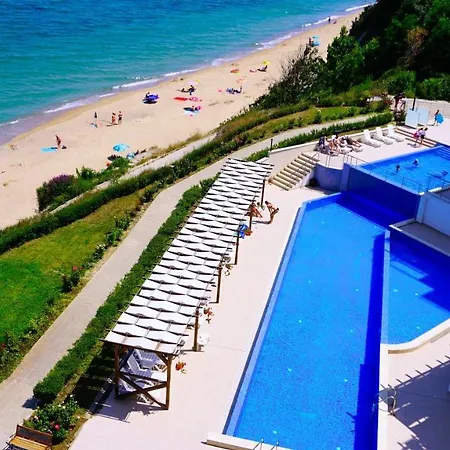 Apartahotel виста клиф - Byala Vista Cliff 4*