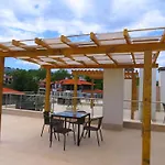 виста клиф - Byala Vista Cliff Lejlighedshotel