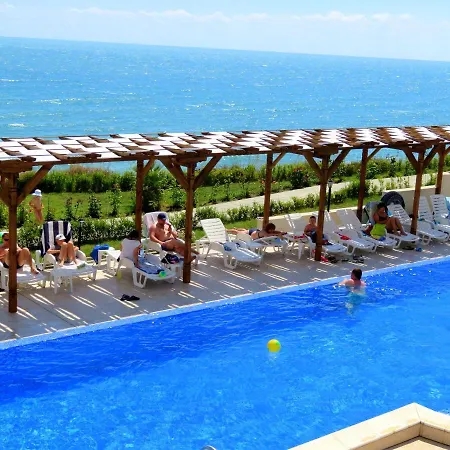виста клиф - Byala Vista Cliff Lägenhetshotell