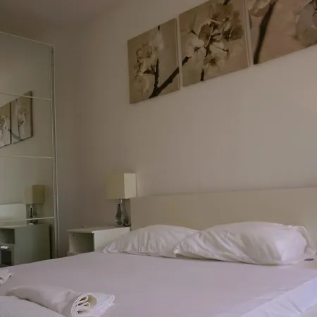 Aparthotel виста клиф - Byala Vista Cliff Byala (Varna)